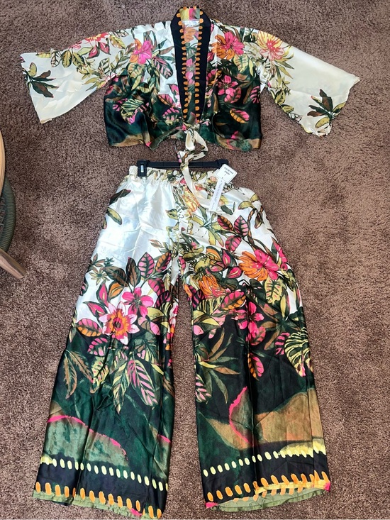 Live 4 Truth Tops - Island Breeze Two -Piece Set